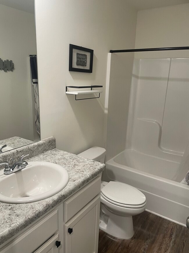 Building Photo - 3459 Misty Hollow Dr