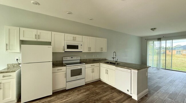 Building Photo - 710 Leopard Ct