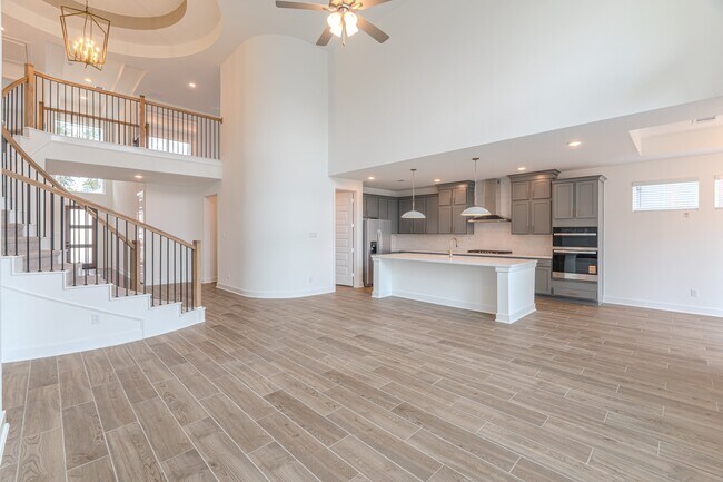 Building Photo - 215 Warbler Song Dr