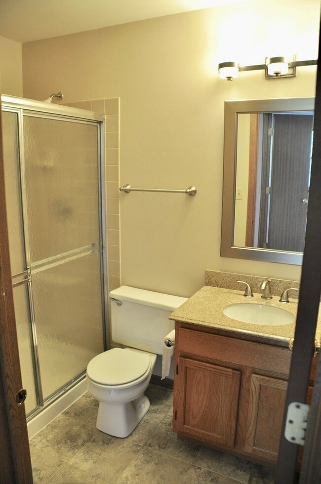 Building Photo - 399 Glen Byrn Ct