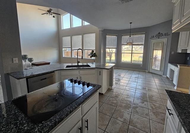 Building Photo - 760 Bradford St