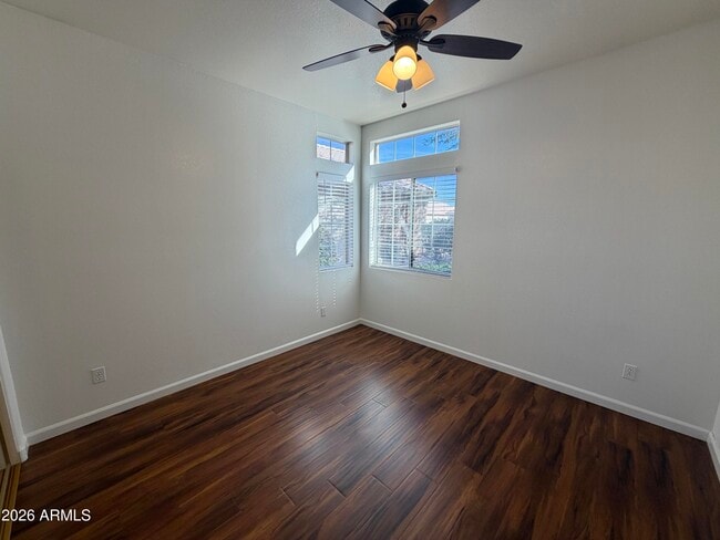 Building Photo - 998 E Mission Dr