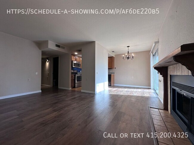 Building Photo - Stunning Rental in the Heart of Fair Oaks!