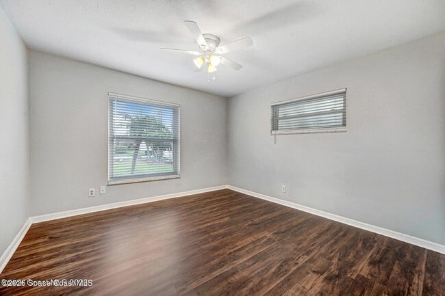 Building Photo - 296 Sandy Run