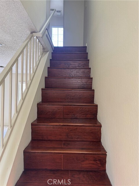 Building Photo - 836 S Sierra Vista Ave