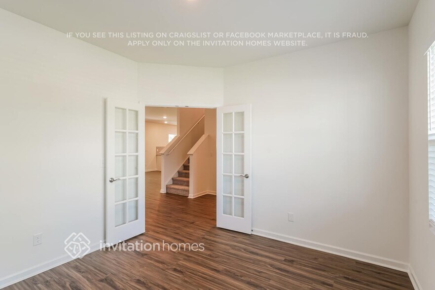 Building Photo - 341 Brook Ave