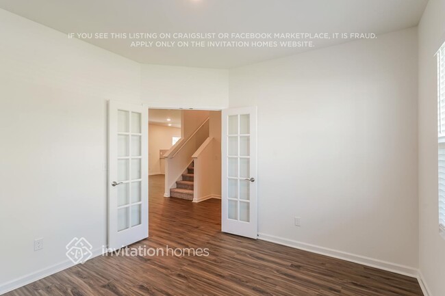 Building Photo - 341 Brook Ave