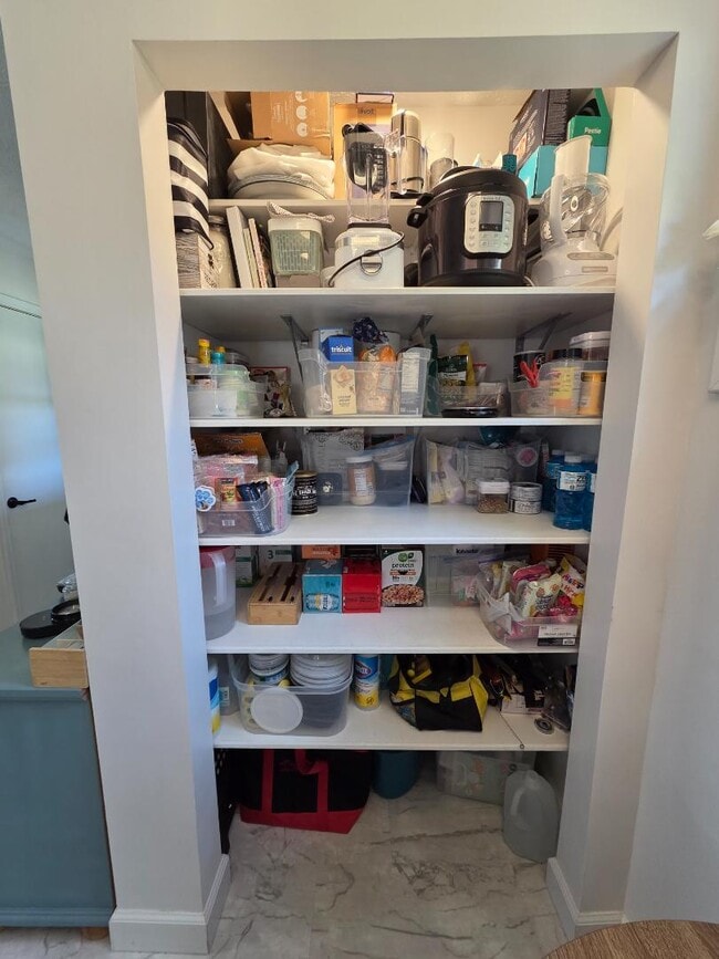 Building Photo - 100 9th Ave