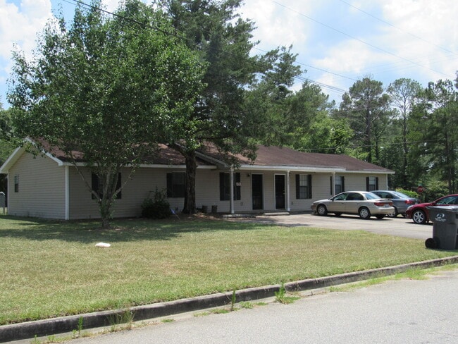 Primary Photo - 3702 Mulligan Rd Cir