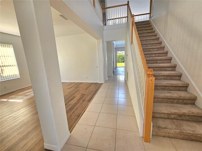 Building Photo - 2307 Messenger Cir