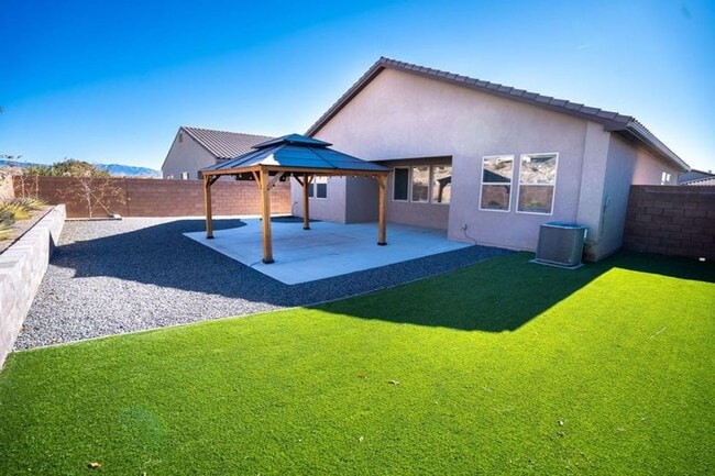 Building Photo - 6205 Redroot St NW