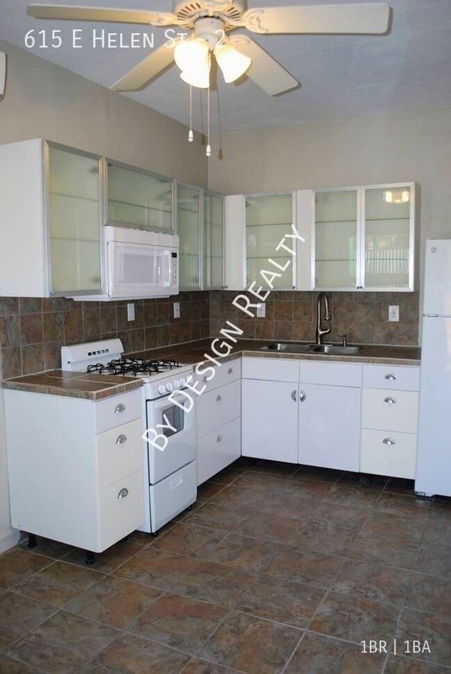 Building Photo - ALL UTILITIES INCLUDED - Updated Historic 1929 1 Bed 1 Bath Attached Bungalow