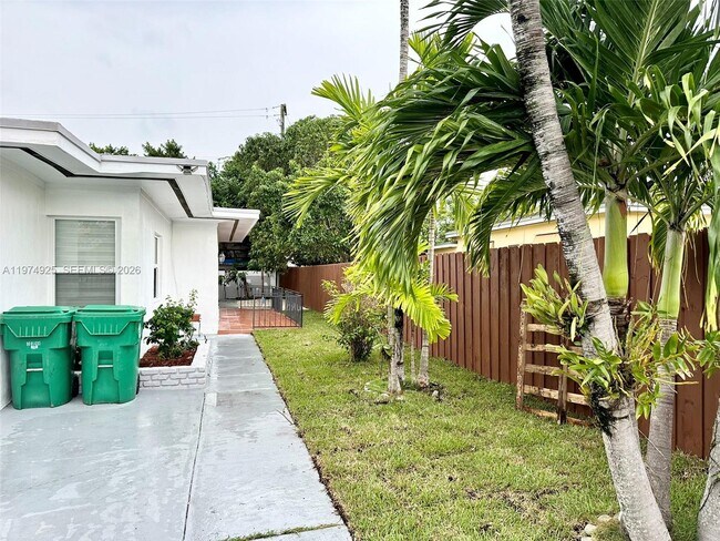 Building Photo - 3461 NW 6th St