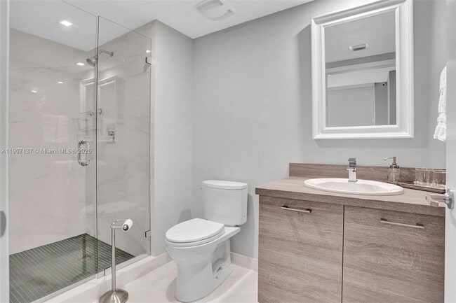 Building Photo - 400 Sunny Isles Blvd