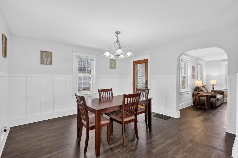 Building Photo - 430 N Linden St