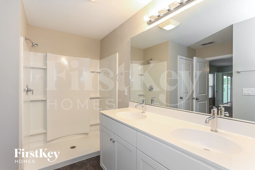 Building Photo - 12464 Orchard Grove Dr