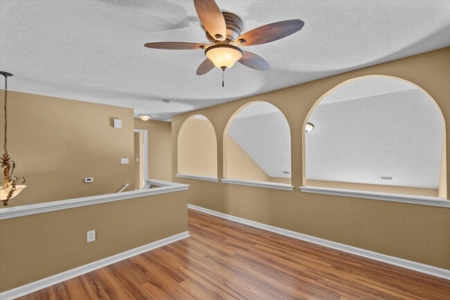 Building Photo - 229 Nicklaus Ct