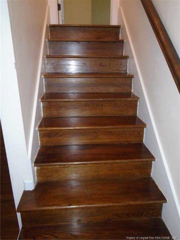 Building Photo - 3503 Farm Circle Rd