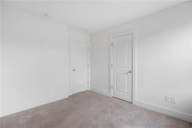Building Photo - 5316 Radford Loop