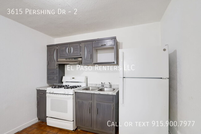 Building Photo - 3615 Pershing Dr