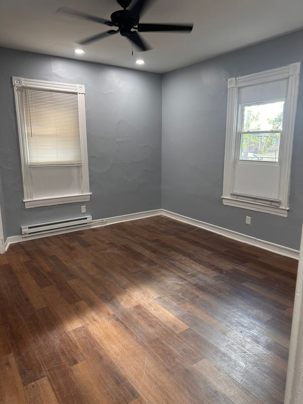 Building Photo - 215 Church St