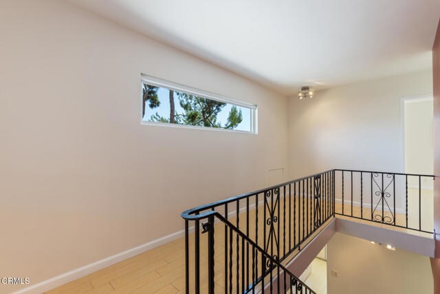 Building Photo - 1932 Hilldale Dr