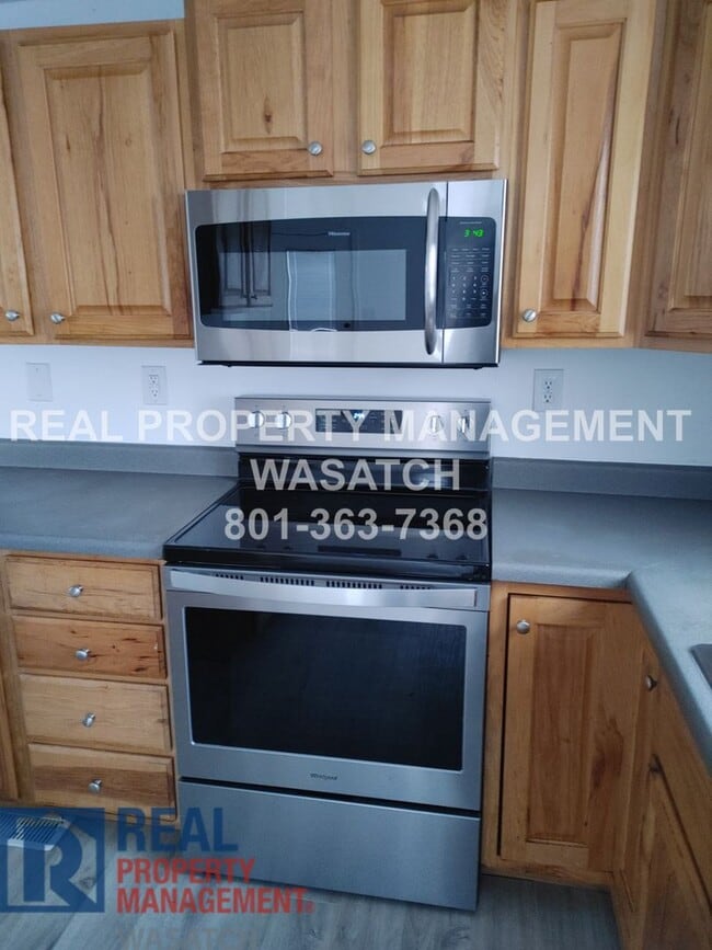 Building Photo - Take a Look at This 4 Bedroom 2 Bathroom Home in West Jordan UT!!