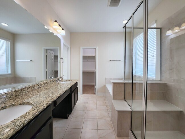 Building Photo - 10551 Paula Bluff Ln