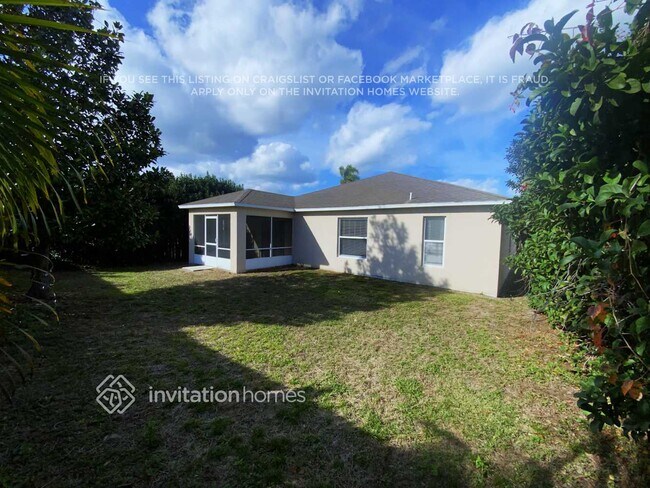 Building Photo - 214 Oak Branch Dr