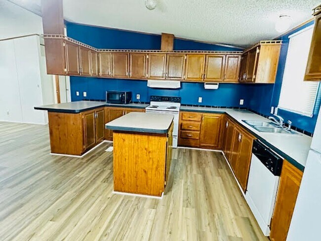 Building Photo - A Great Property In Cabot Waiting For You to Call It Home!