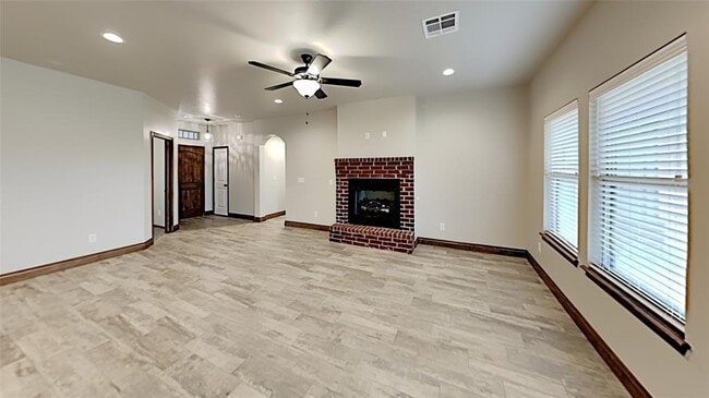 Building Photo - 7025 Hidden Trail Ln