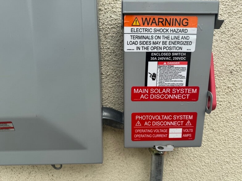 Building Photo - 1904 W 153rd St