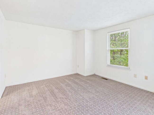 Building Photo - 8410 Klarey Ct