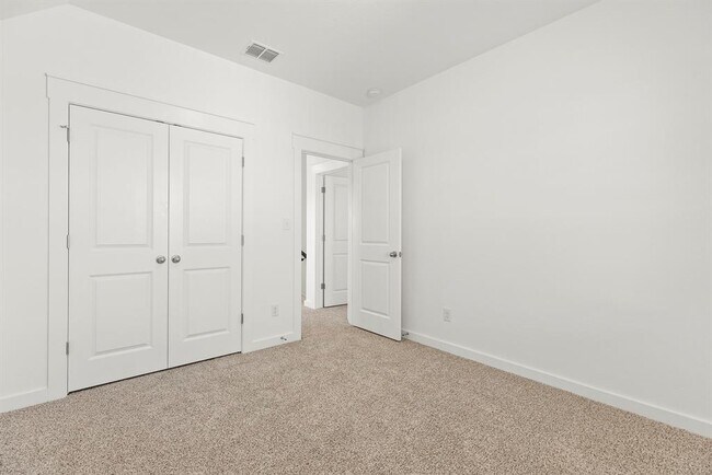 Building Photo - 108 Hartson Dr