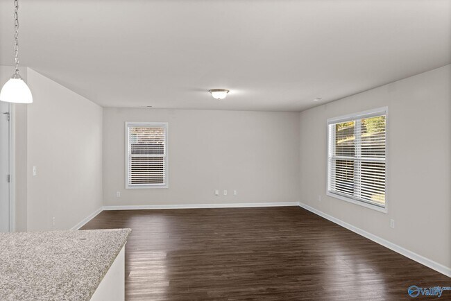 Building Photo - 338 Fenrose Dr