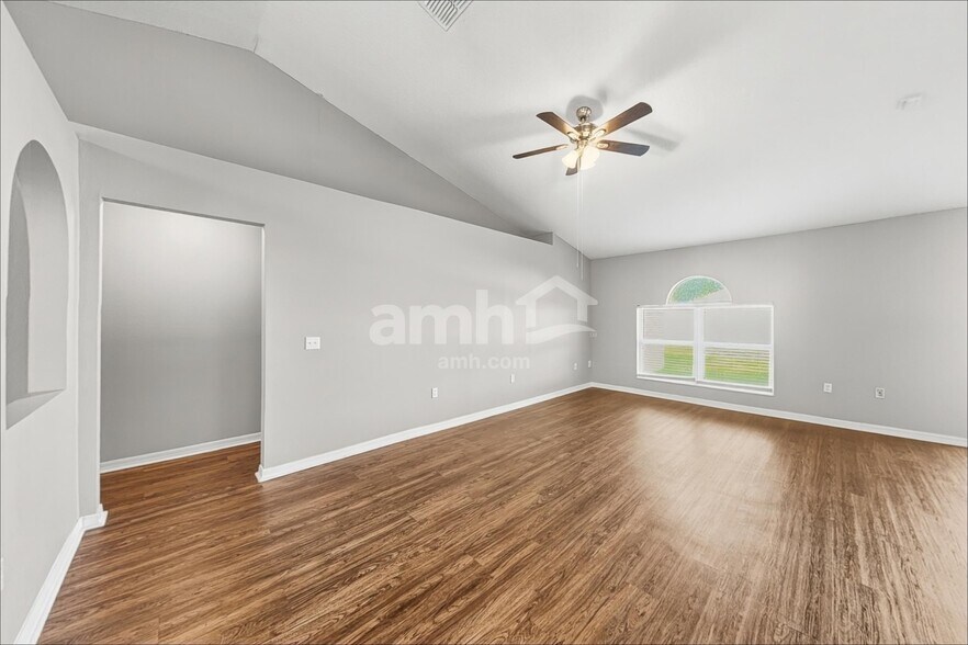 Building Photo - 153 Timbercreek Pines Cir