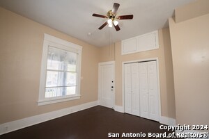 Building Photo - 622 W Russell Pl