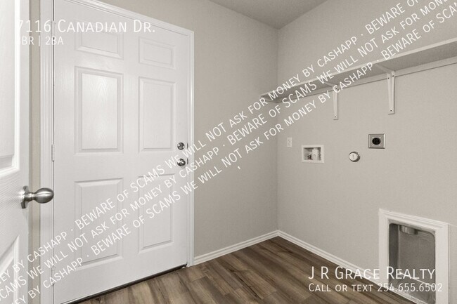 Building Photo - 7116 Canadian Dr