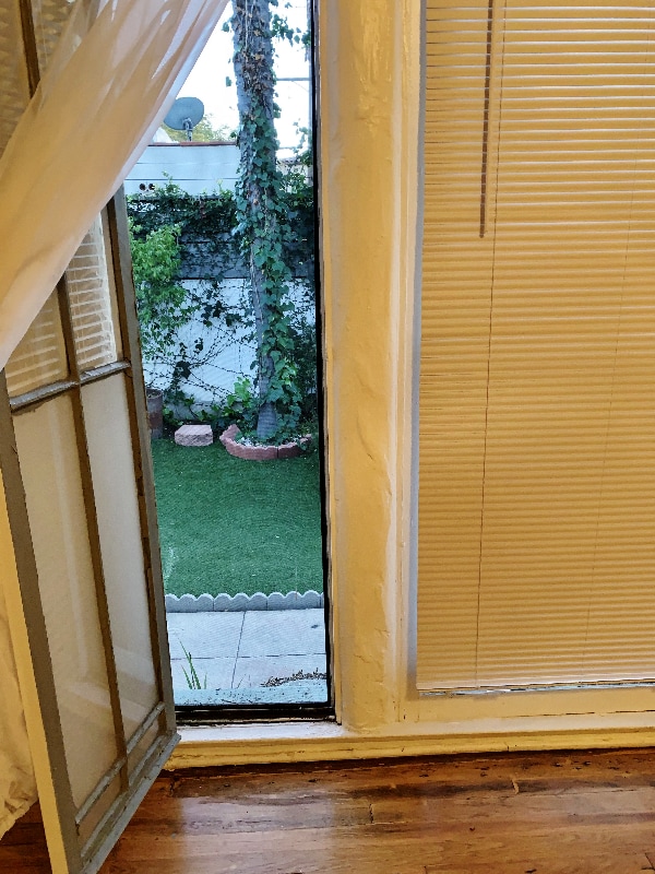 Building Photo - 806 4/5-805 N Poinsettia Pl