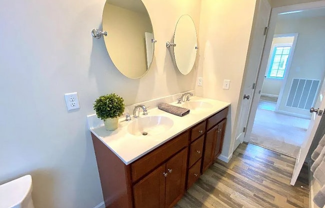 Building Photo - Outstanding Single Family Home in the awar...