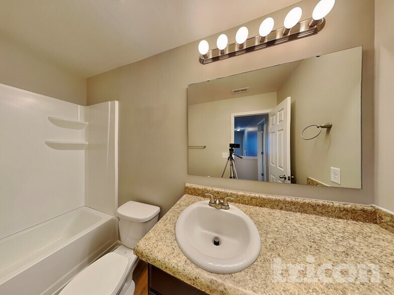 Building Photo - 4031 Kellybrook Dr