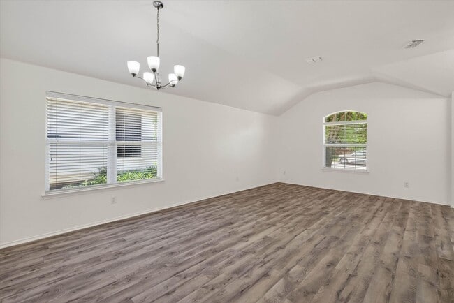Building Photo - 154 High Harvest Rd