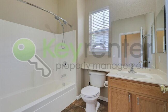 Building Photo - 9448 Syrah Ct