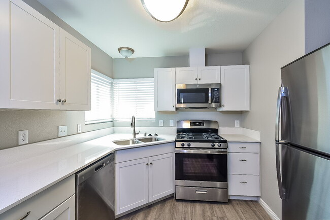 Building Photo - 4623 Candlas Way