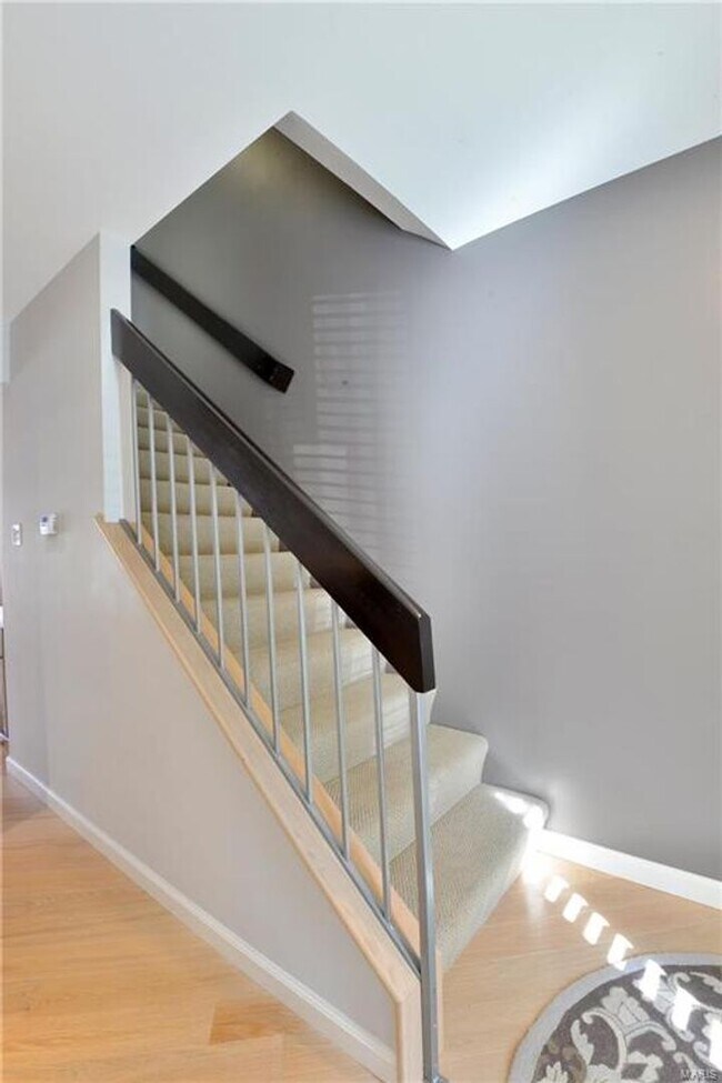 Building Photo - 869 Forest Trace Dr