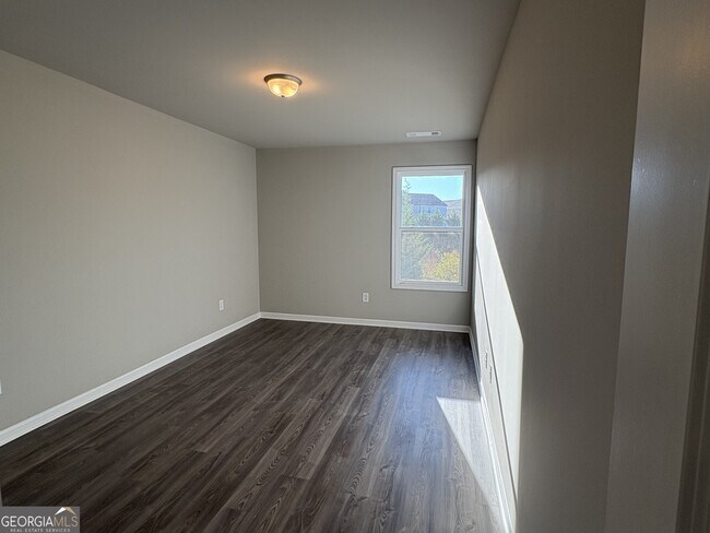 Building Photo - 5125 Fox Den Rd