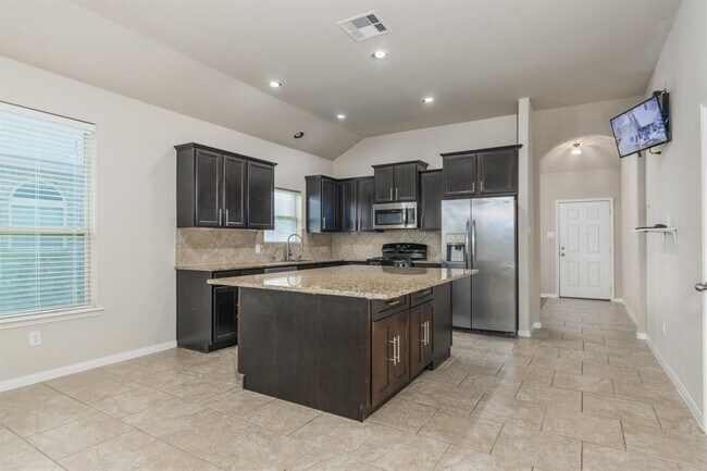 Building Photo - 3123 Hurst Green Ln