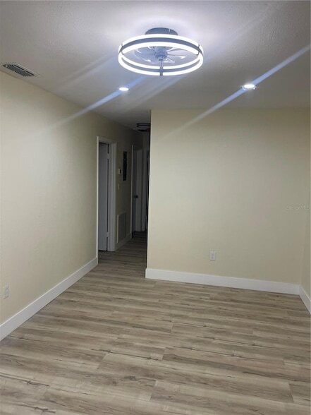 Building Photo - 4513 W Gray St