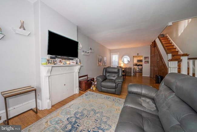 Building Photo - 4643 Mansion St