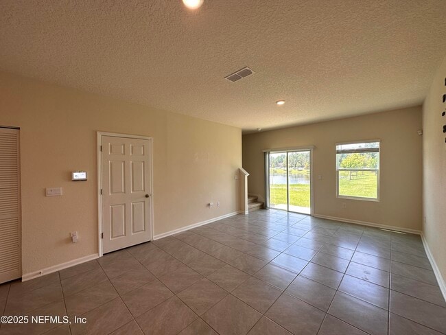 Building Photo - 878 Observatory Pkwy